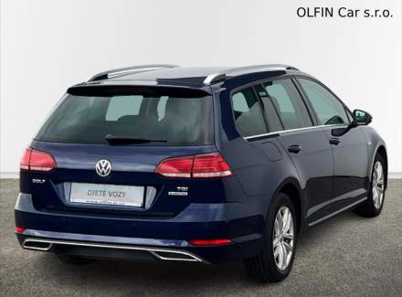 Volkswagen - Golf