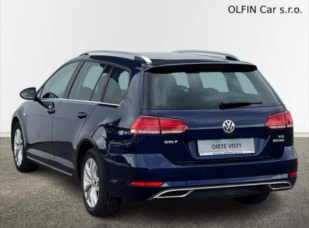 Volkswagen - Golf