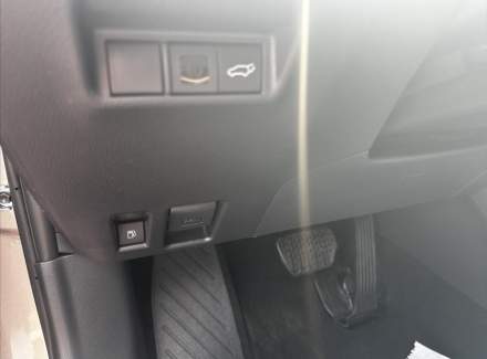 Toyota - RAV 4