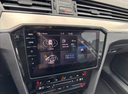 Volkswagen - Passat