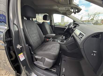 Volkswagen - Touran
