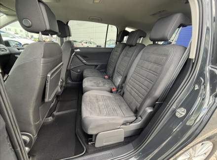 Volkswagen - Touran