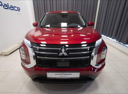 Mitsubishi - Outlander