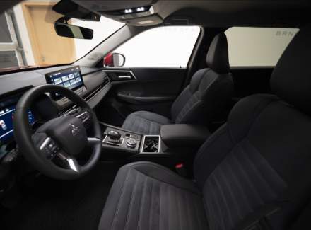 Mitsubishi - Outlander