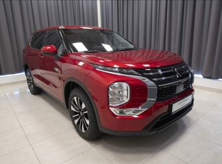 Mitsubishi - Outlander