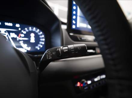 Mitsubishi - Outlander