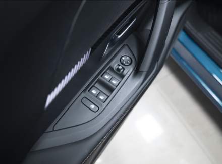 Peugeot - 2008