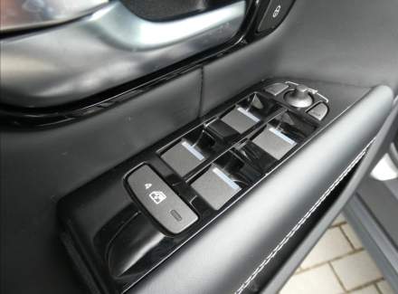 Land Rover - Range Rover Evoque