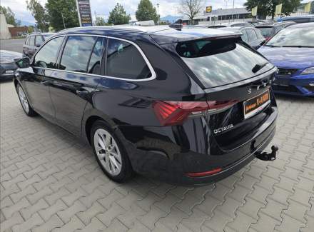 Škoda - Octavia