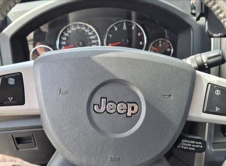 Jeep - Cherokee