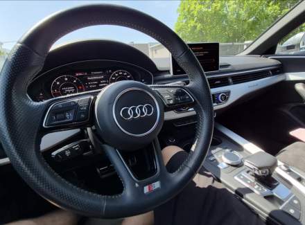 Audi - A4
