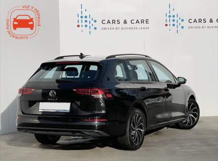 Volkswagen - Golf