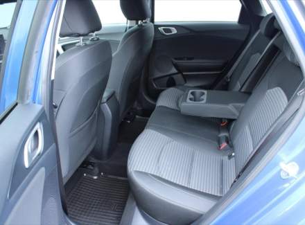 Kia - Cee'd