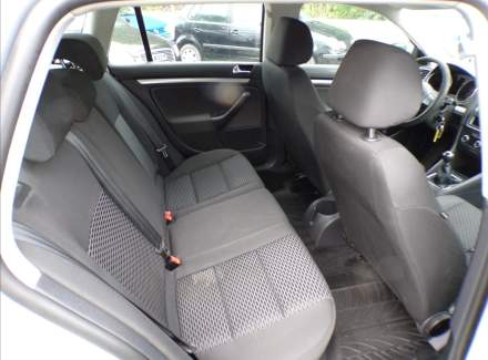 Volkswagen - Golf