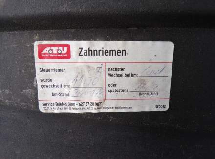 Volkswagen - Golf