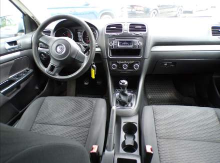 Volkswagen - Golf