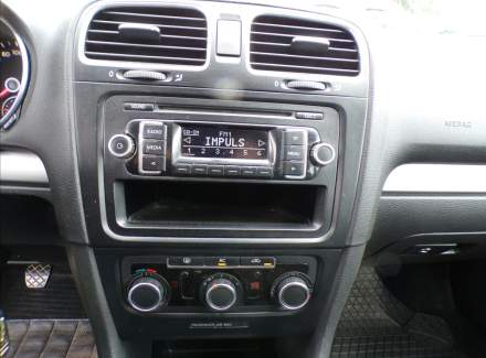 Volkswagen - Golf