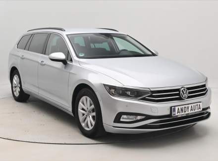 Volkswagen - Passat
