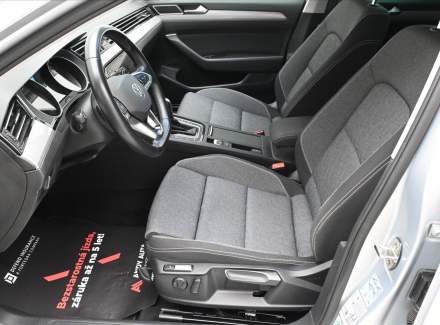 Volkswagen - Passat
