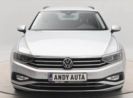 Volkswagen - Passat