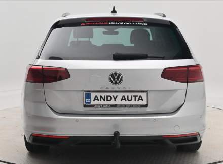 Volkswagen - Passat