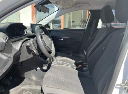 Peugeot - 208