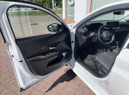 Peugeot - 208