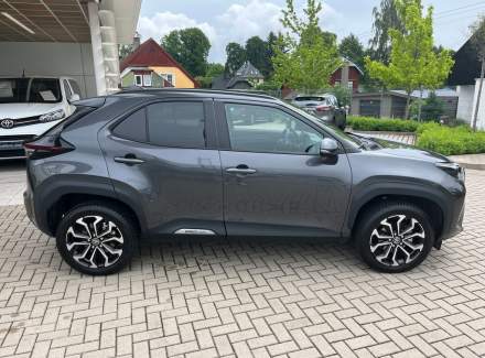 Toyota - Yaris Cross