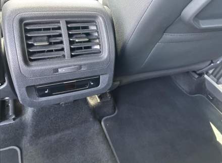 Volkswagen - Touran