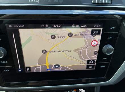 Volkswagen - Touran