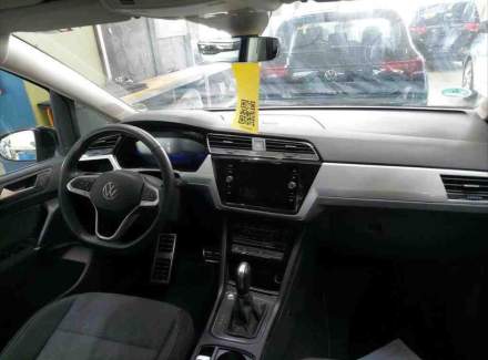 Volkswagen - Touran