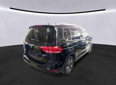 Volkswagen - Touran