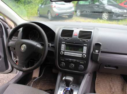 Volkswagen - Golf