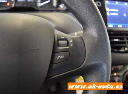 Peugeot - 208
