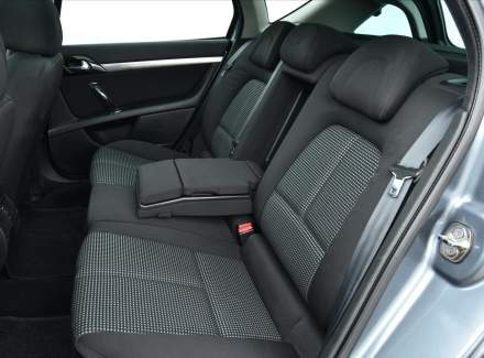 Peugeot - 407