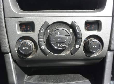 Peugeot - 308