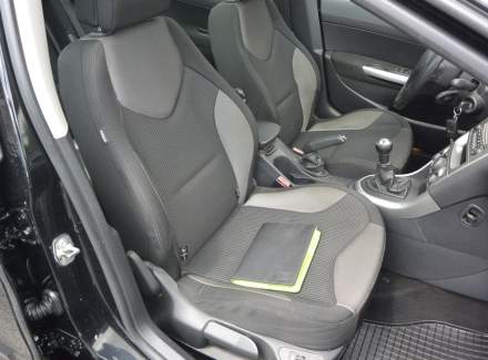 Peugeot - 308