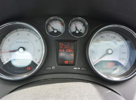 Peugeot - 308
