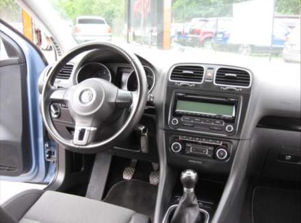 Volkswagen - Golf