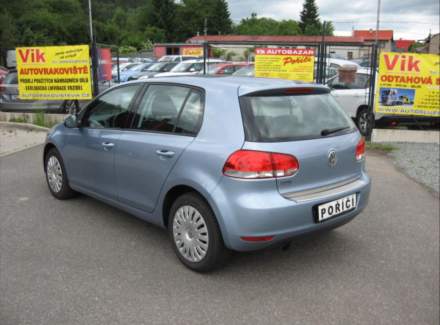 Volkswagen - Golf