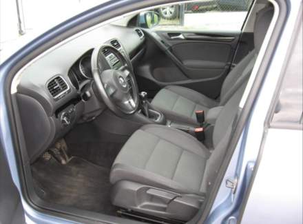 Volkswagen - Golf