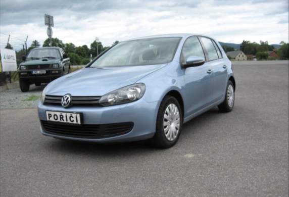 Volkswagen - Golf