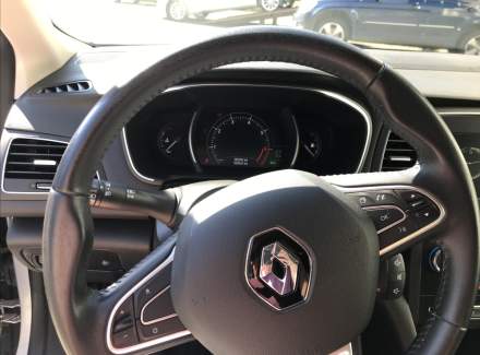 Renault - Megane
