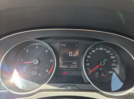 Volkswagen - Passat