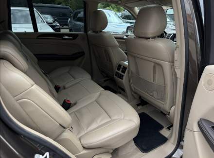 Mercedes-Benz - GL