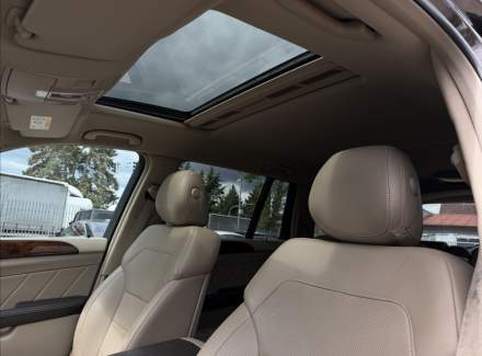 Mercedes-Benz - GL