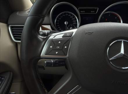 Mercedes-Benz - GL