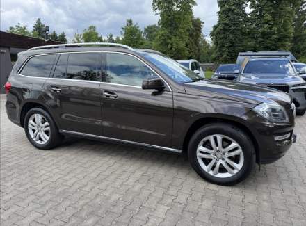 Mercedes-Benz - GL
