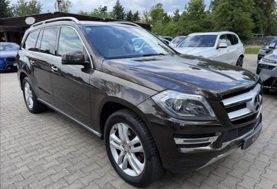 Mercedes-Benz - GL