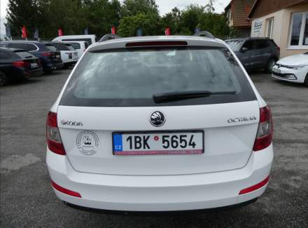 Škoda - Octavia